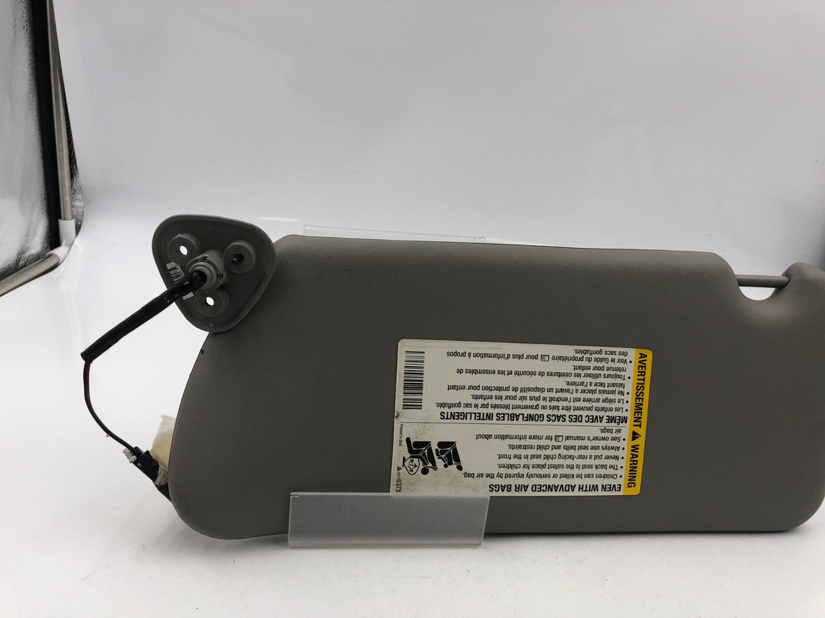 2003-2007 Cadillac CTS Passenger Sun Visor Gray Illuminated OEM A04B27023