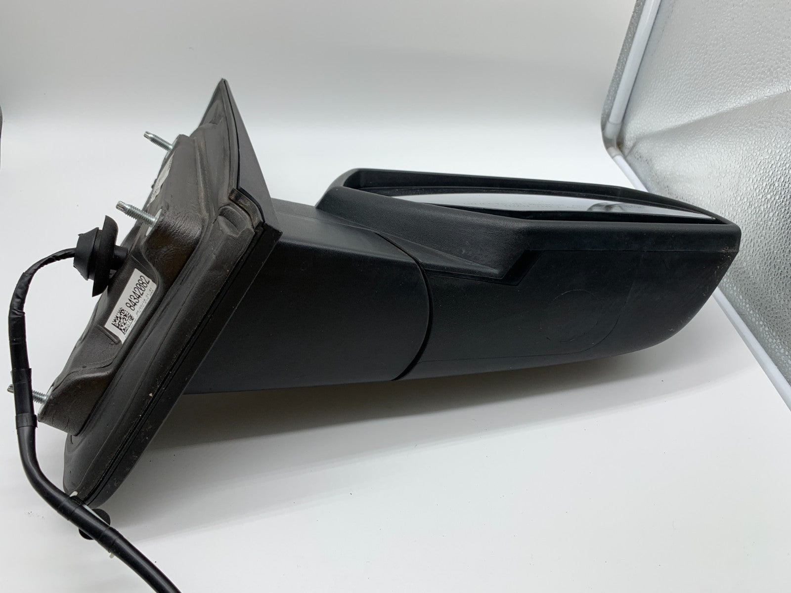 2014-2019 Chevrolet Silverado 1500 Passenger Side Power Door Mirror C03B10002