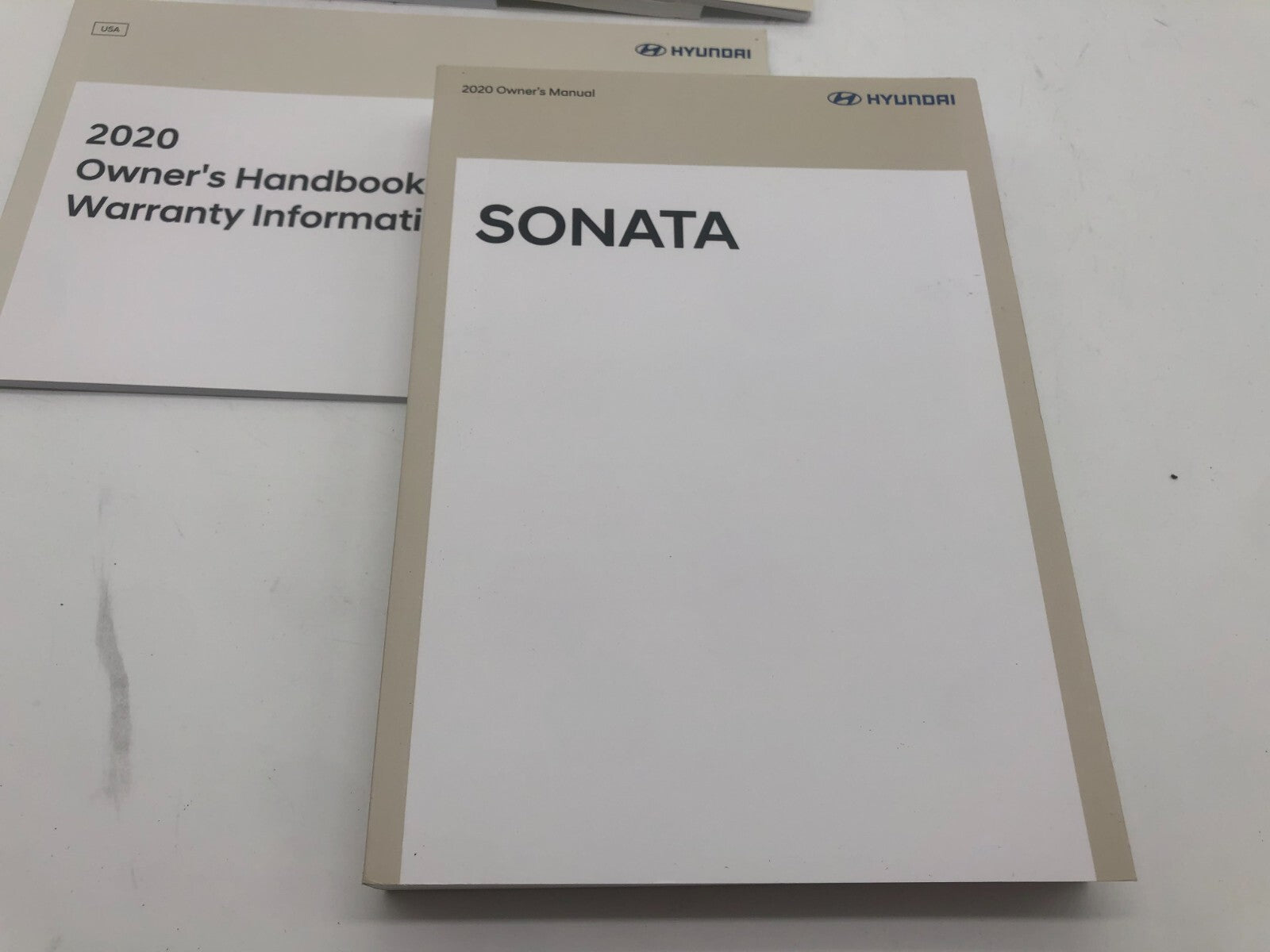 2020 Hyundai Sonata Owners Manual Set with Case OEM A02B08021