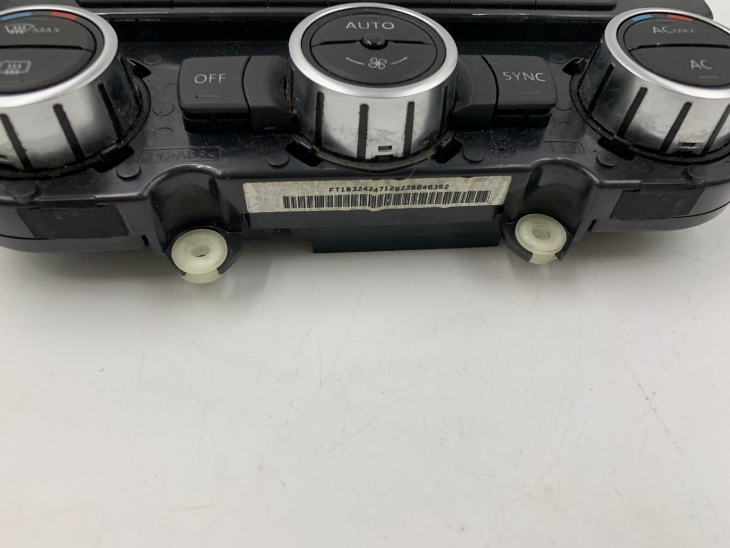 2013 Volkswagen CC AC Heater Climate Control Unit OEM C03B60006