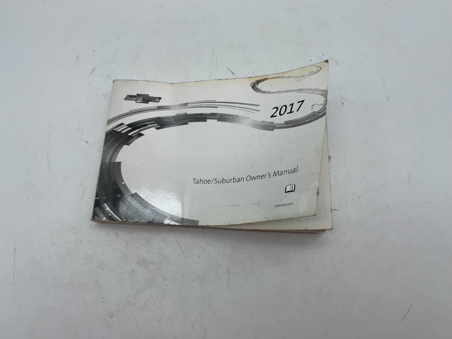 2017 Chevrolet Tahoe Suburban Owners Manual OEM B03B51013