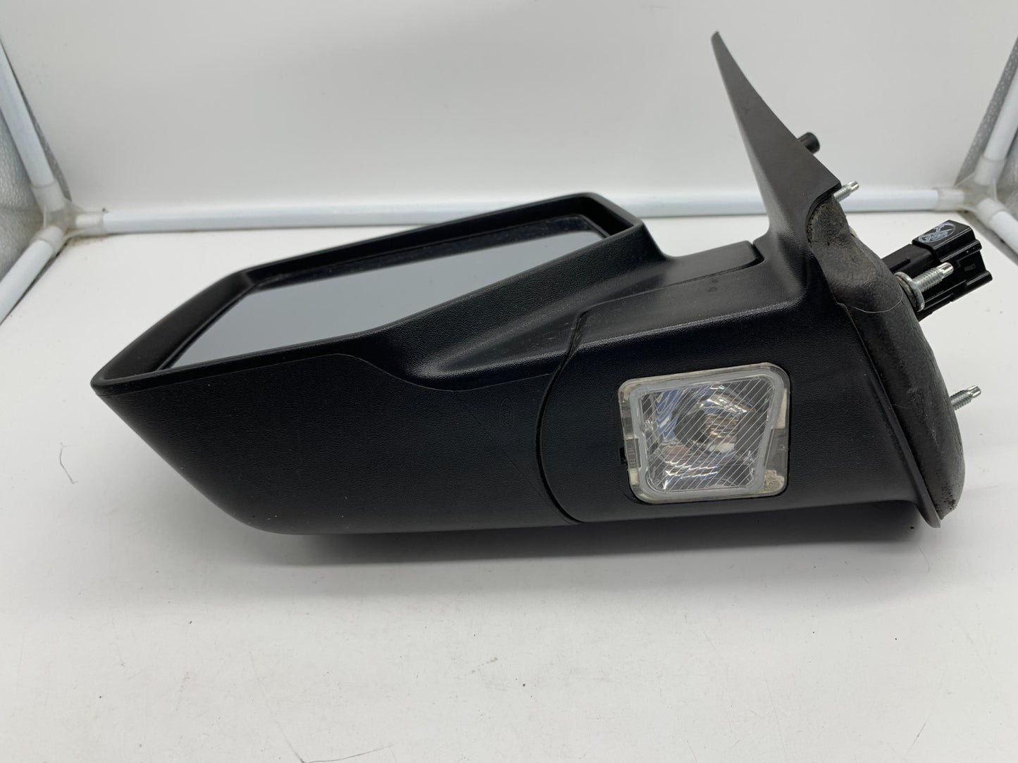 2006-2010 Ford Explorer Driver Side View Power Door Mirror Black OEM D01B60020