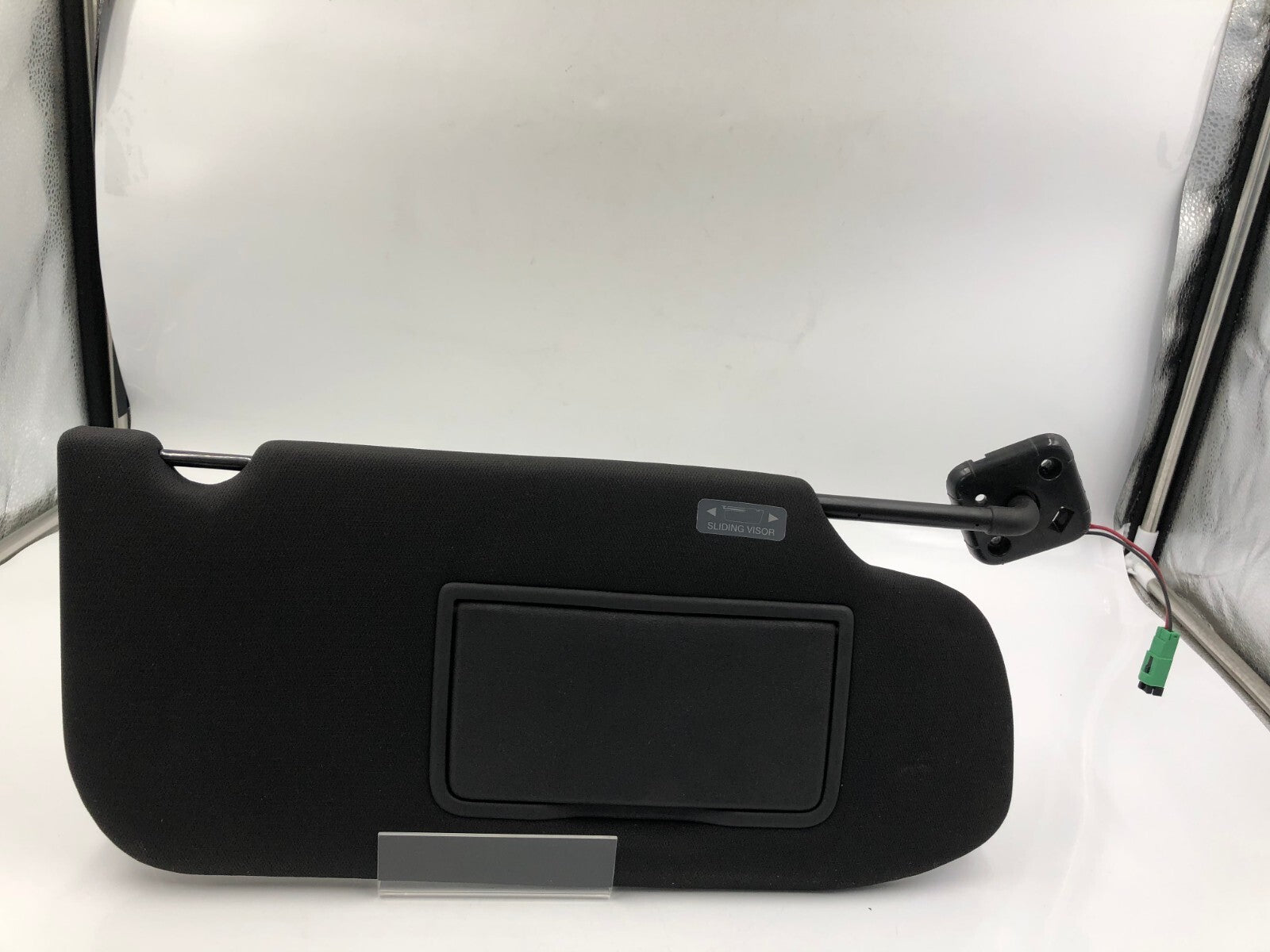 2013-2019 Ford Taurus Passenger Sun Visor Sunvisor Black Illuminated C03B34084