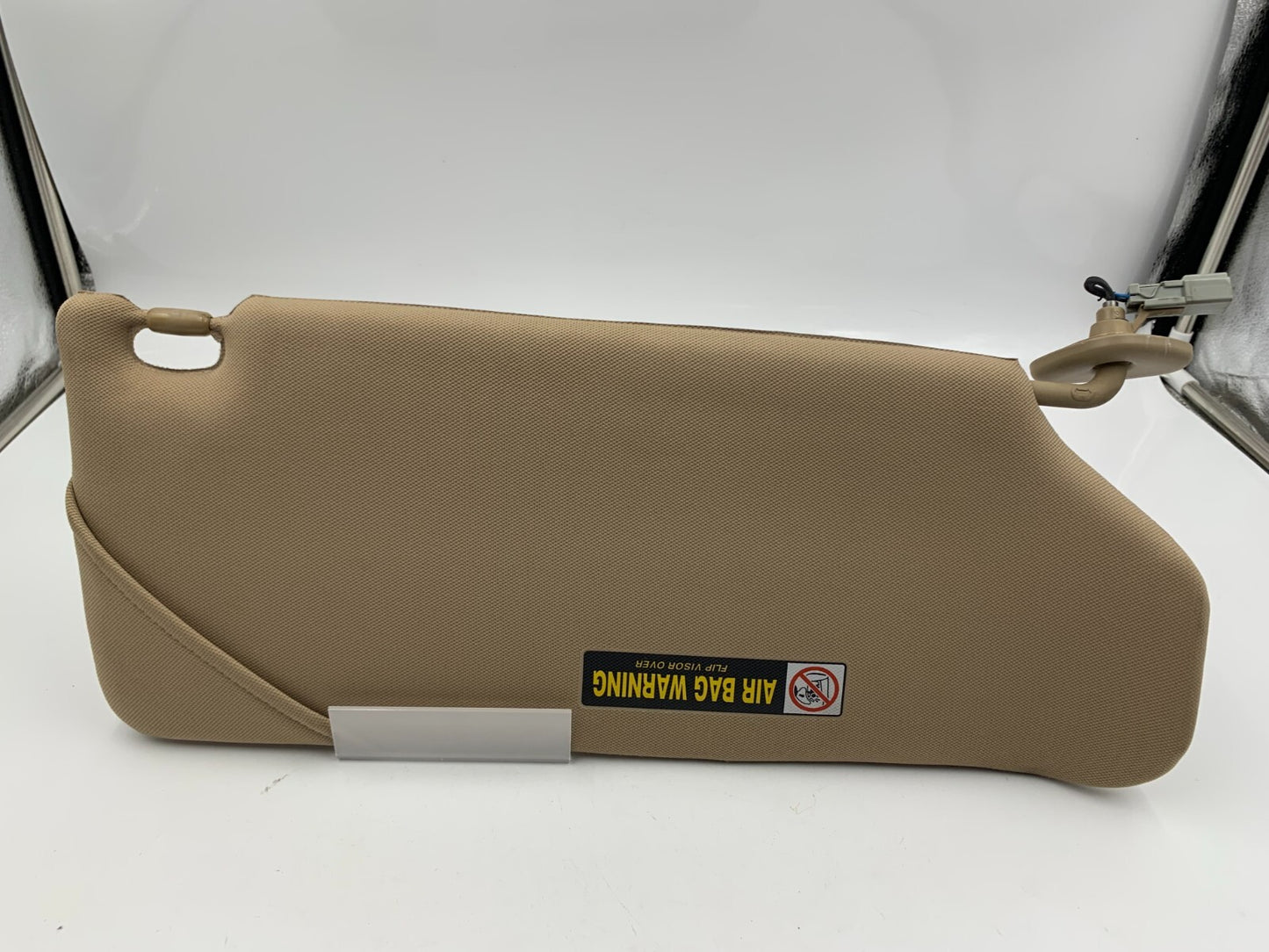 2006-2010 Honda Odyssey Driver Sun Visor Illuminated Brown OEM D03B36053
