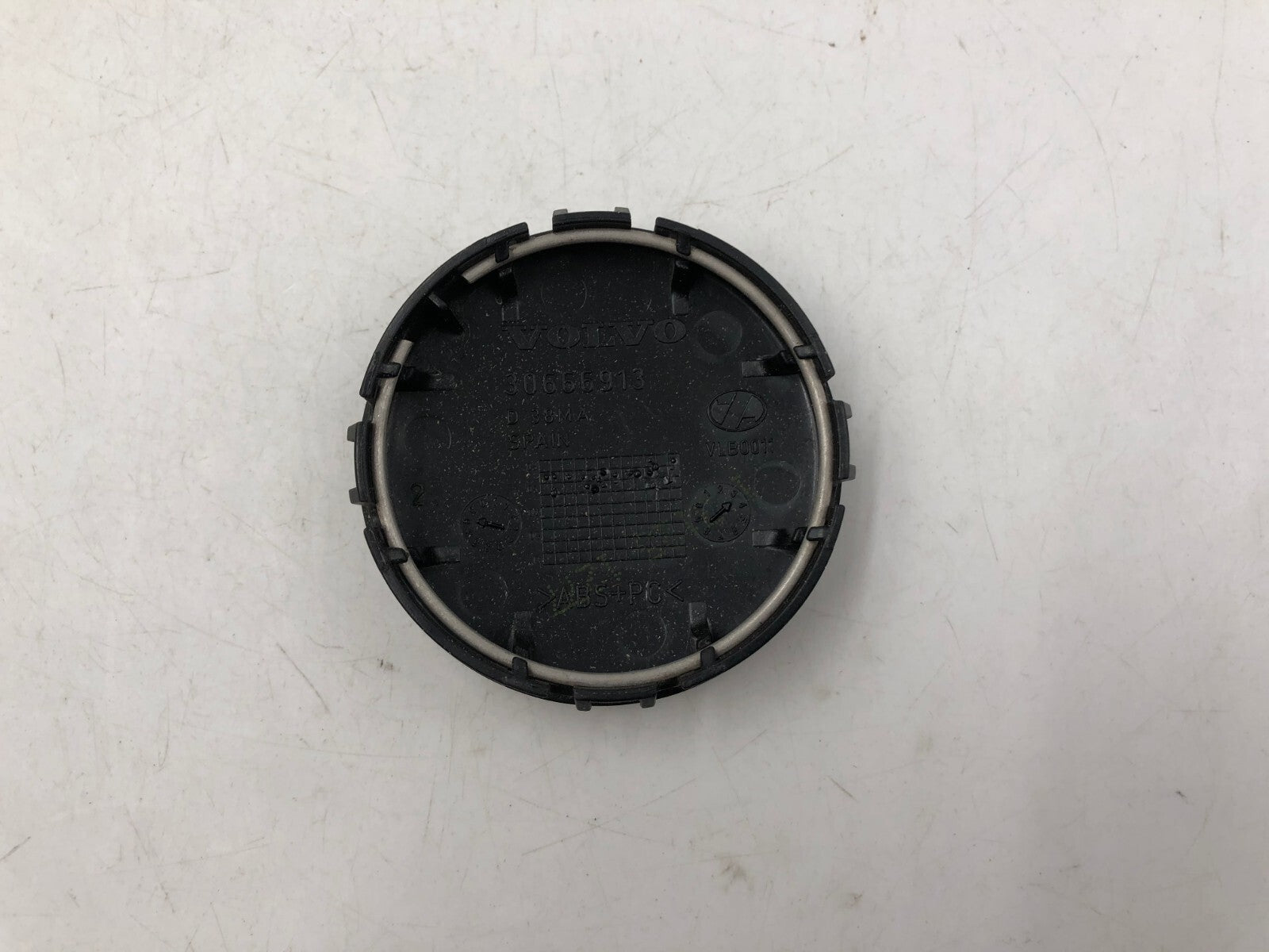 Volvo Rim Wheel Center Cap Black OEM B02B39002