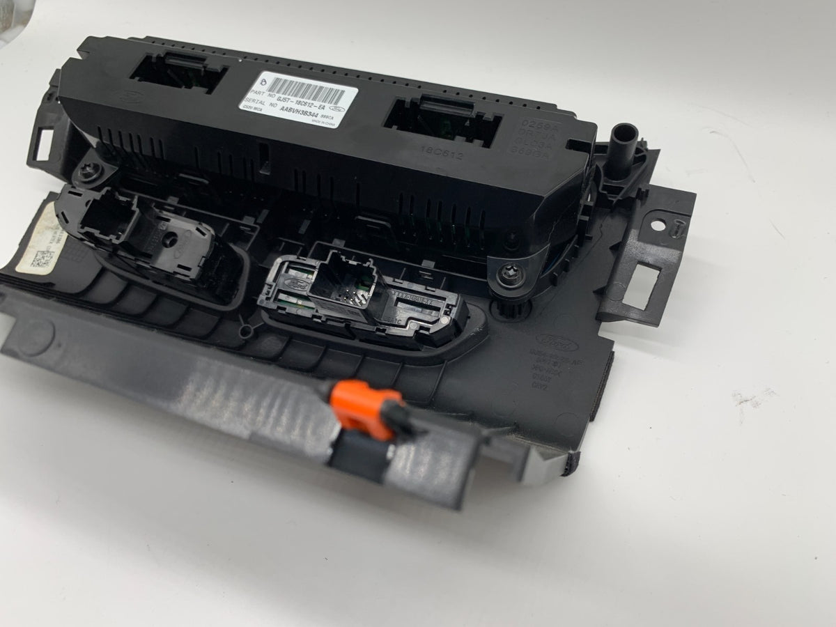 2017 Ford Escape AC Heater Climate Control Unit OEM B04B05006