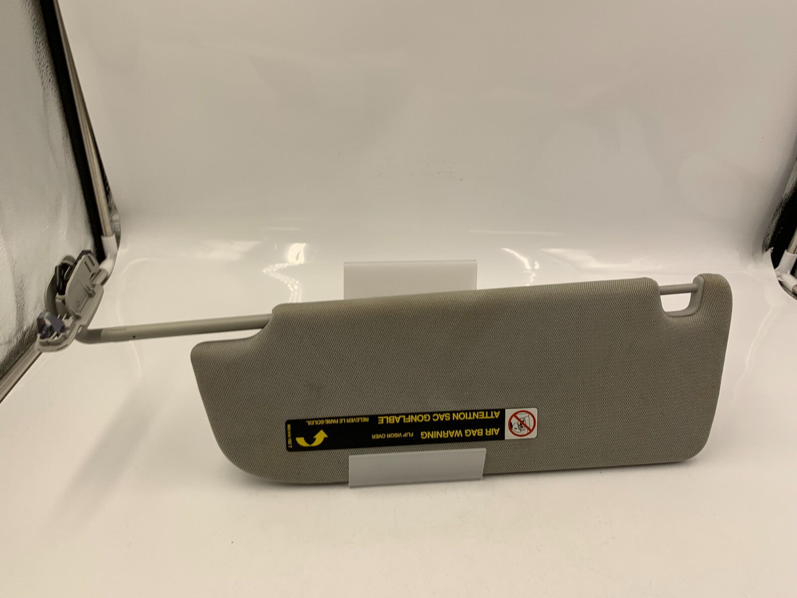 2013-2017 Audi A6 Passenger Sun Visor Gray Illuminated OEM D04B23044