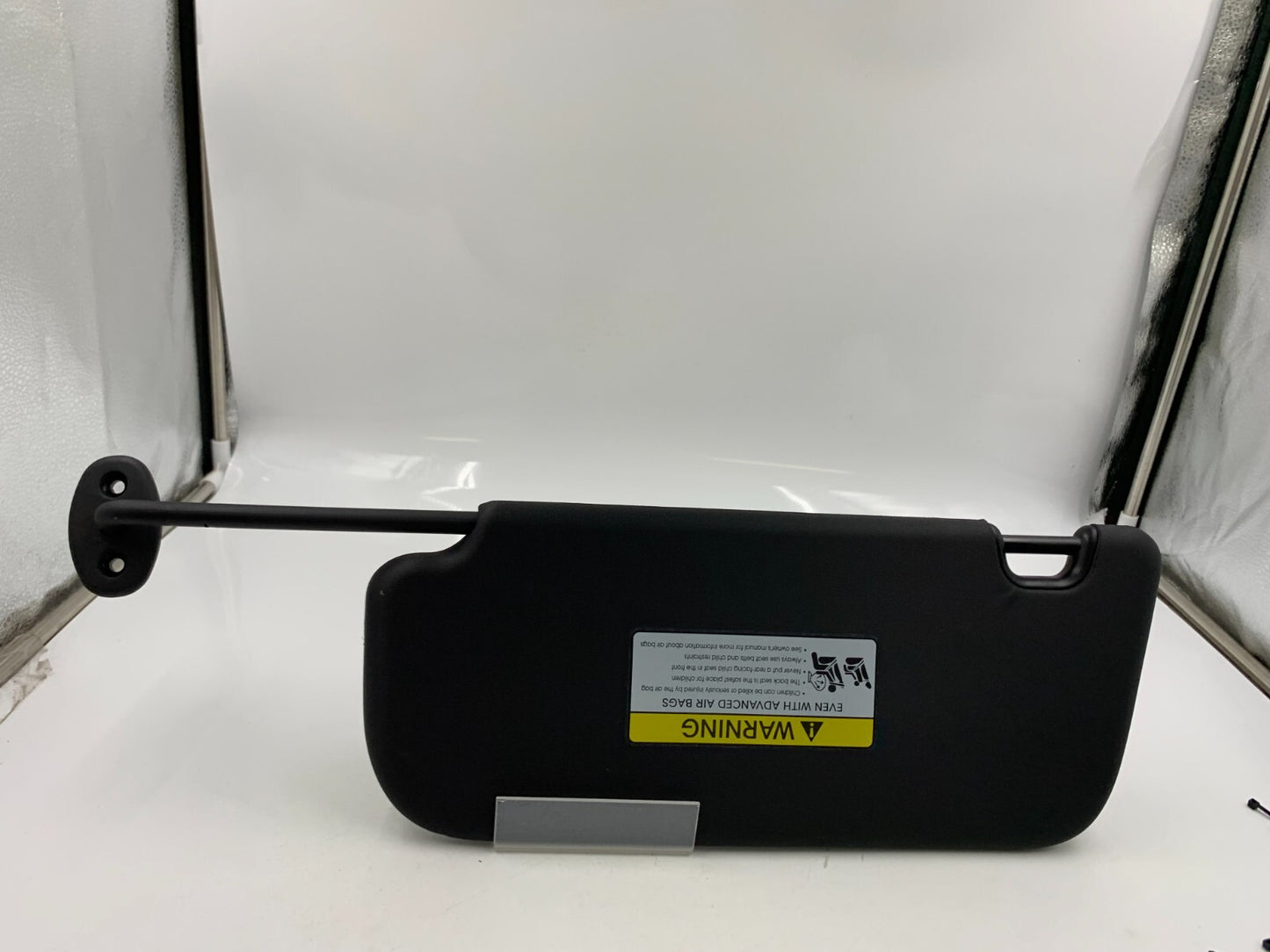 2014-2019 Kia Soul Passenger Sun Visor Black Illumination OEM E03B67002