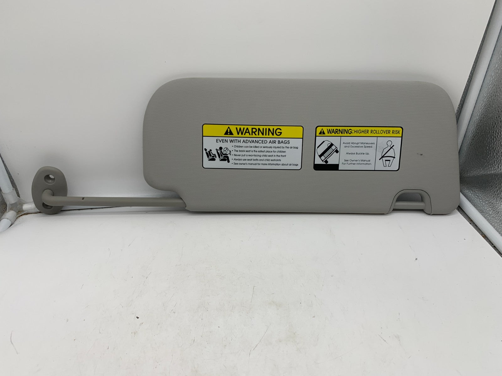 2014-2019 Kia Soul Driver Sun Visor Gray Illumination OEM C02B14057