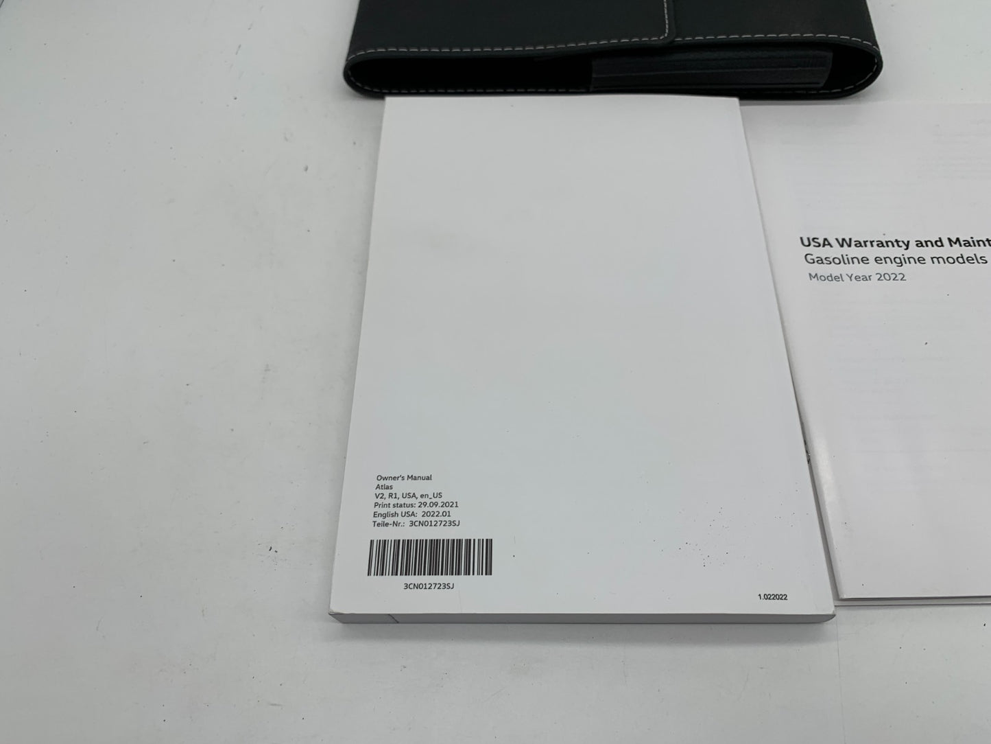 2022 Volkswagen Atlas Owners Manual Set with Case OEM C02B14054