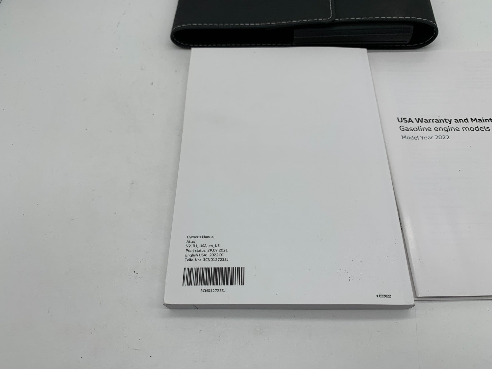 2022 Volkswagen Atlas Owners Manual Set with Case OEM C02B14054