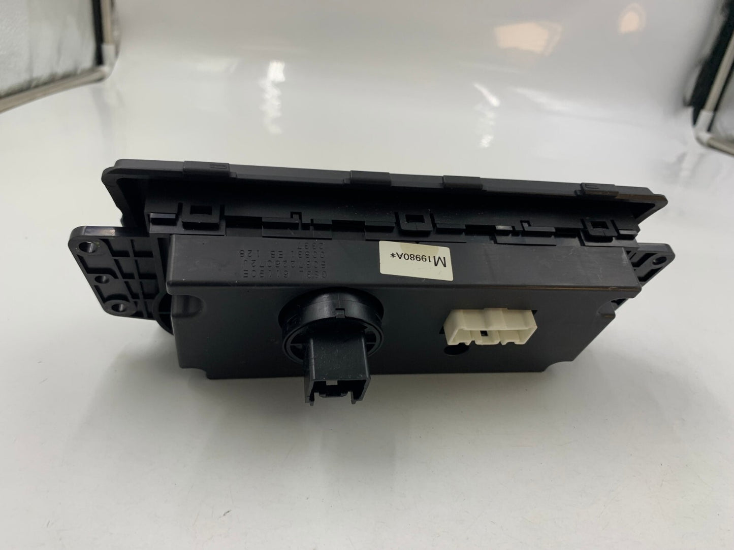 2009-2013 Mazda 6 AC Heater Climate Control Unit OEM B02B39044
