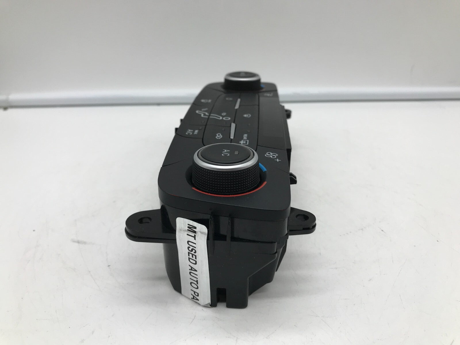 2015-2018 Ford Focus AC Heater Climate Control OEM E02B65015