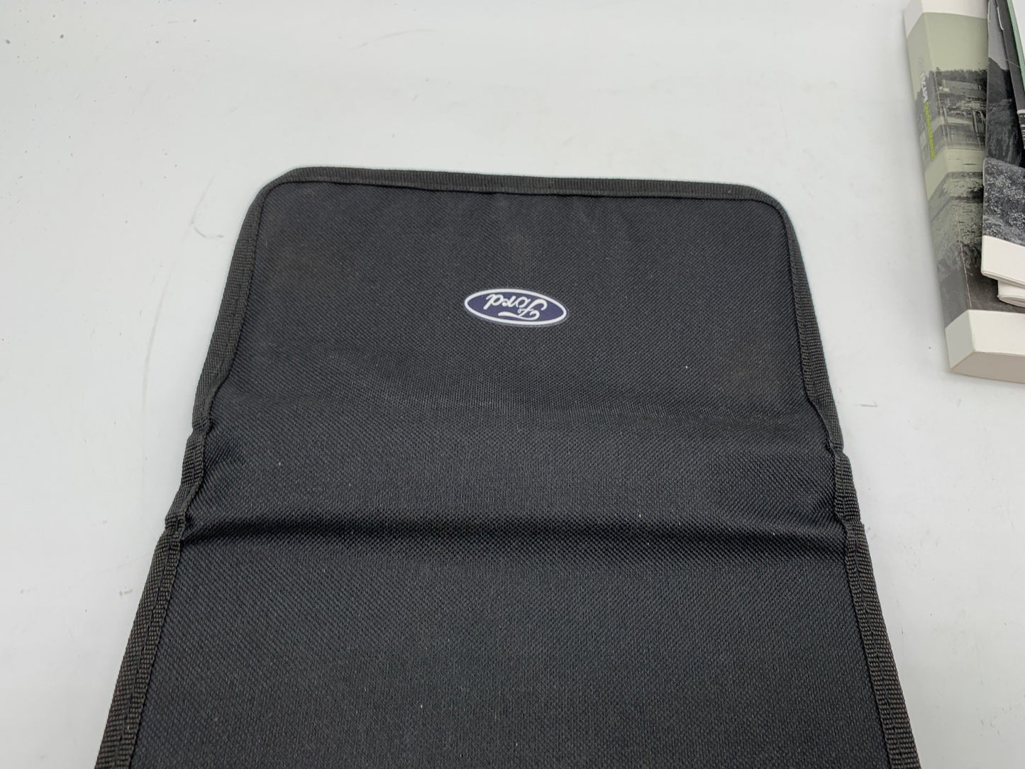 2018 Ford Escape Owners Manual Set with Case OEM D03B34011
