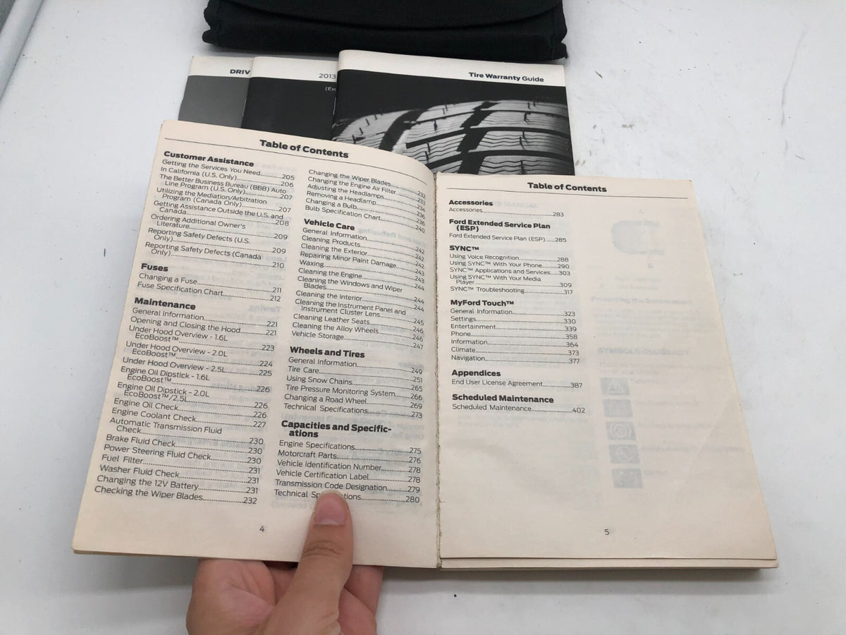 2013 Ford Escape Owners Manual Set with Case OEM R01B44011