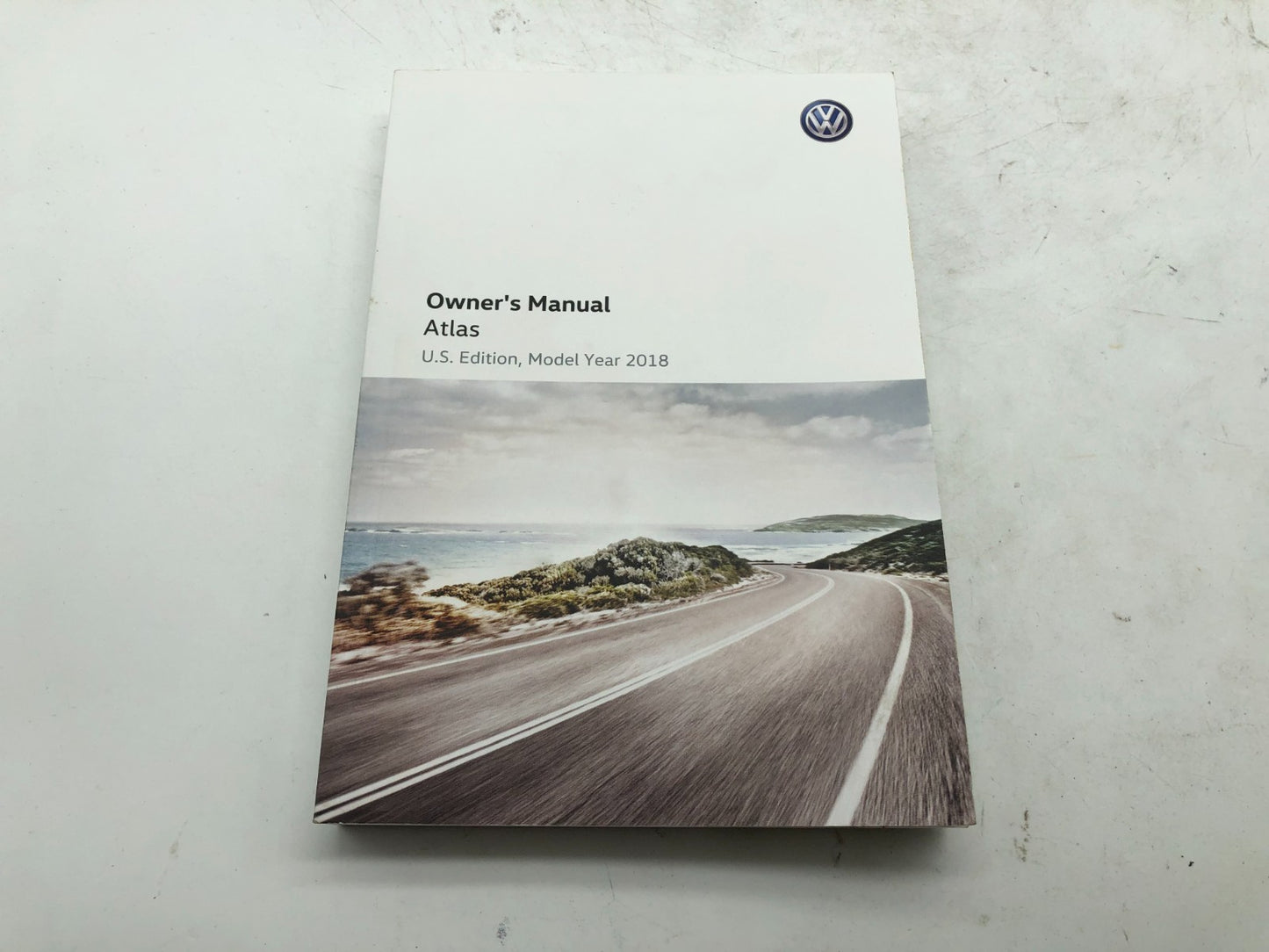 2018 Volkswagen Atlas Cross Sport Owners Manual Set with Case OEM B01B35009