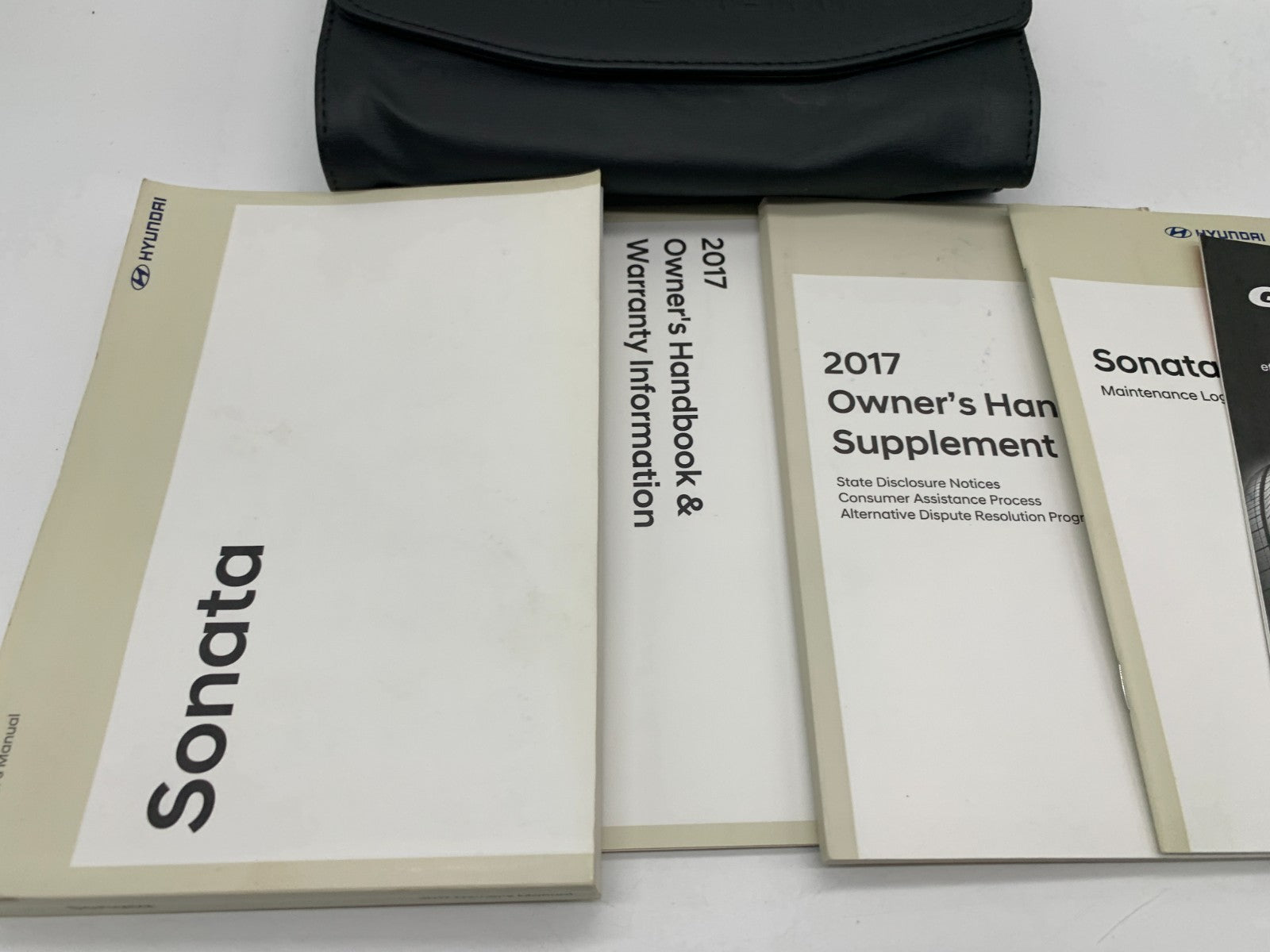 2017 Hyundai Sonata Owners Manual Set with Case OEM C01B07008