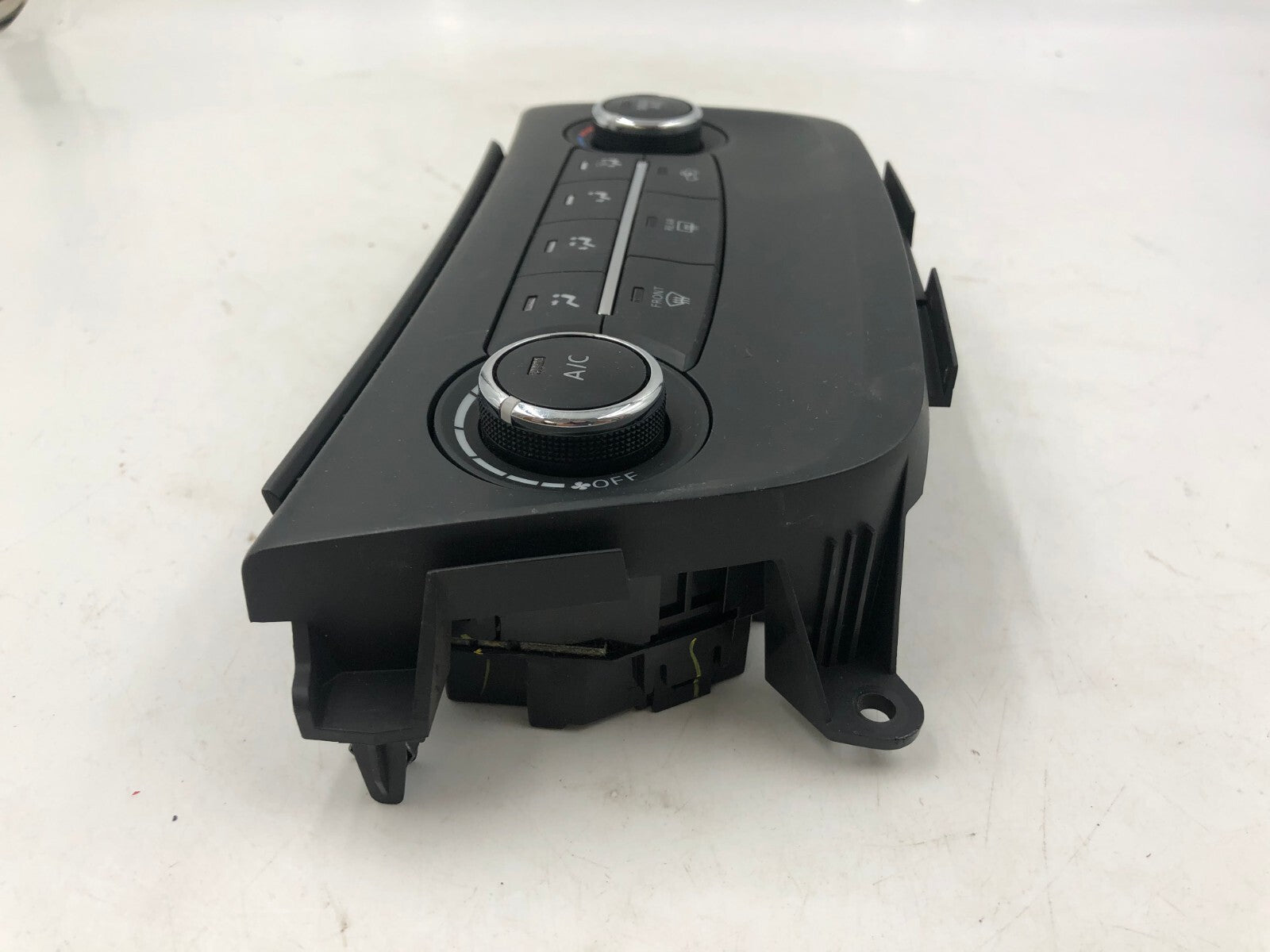 2015-2017 Nissan Sentra AC Heater Climate Control Unit OEM A04B15056