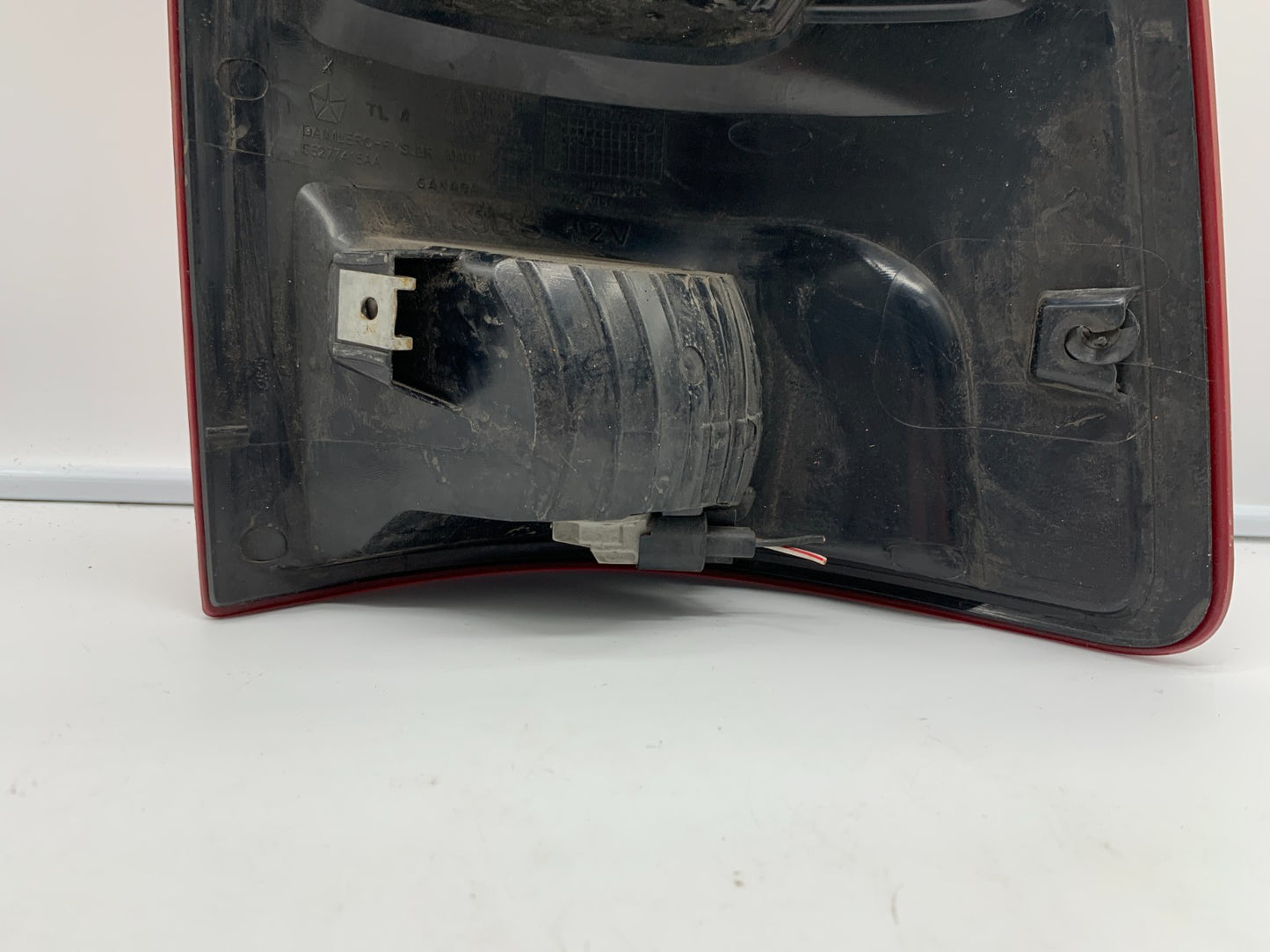 2009-2018 Ram 1500 Driver Tail Light Taillight OEM B04B29008