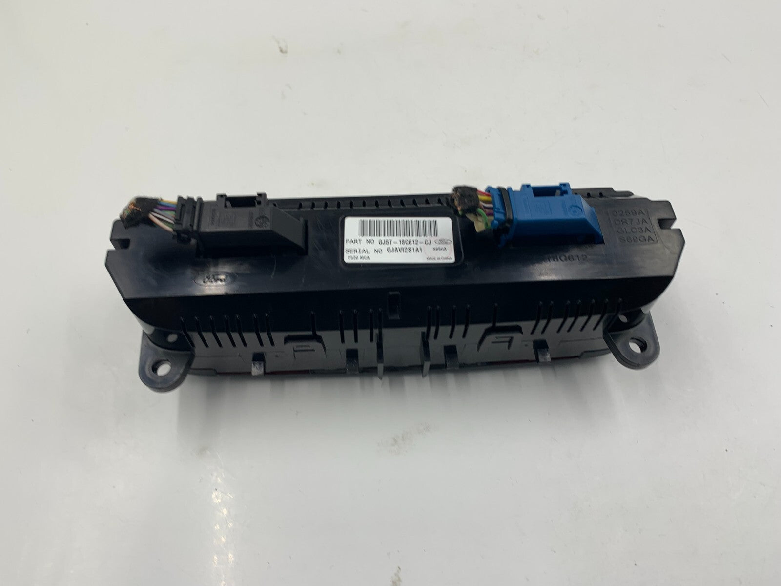 2018-2019 Ford Escape AC Heater Climate Control Unit OEM C04B56023