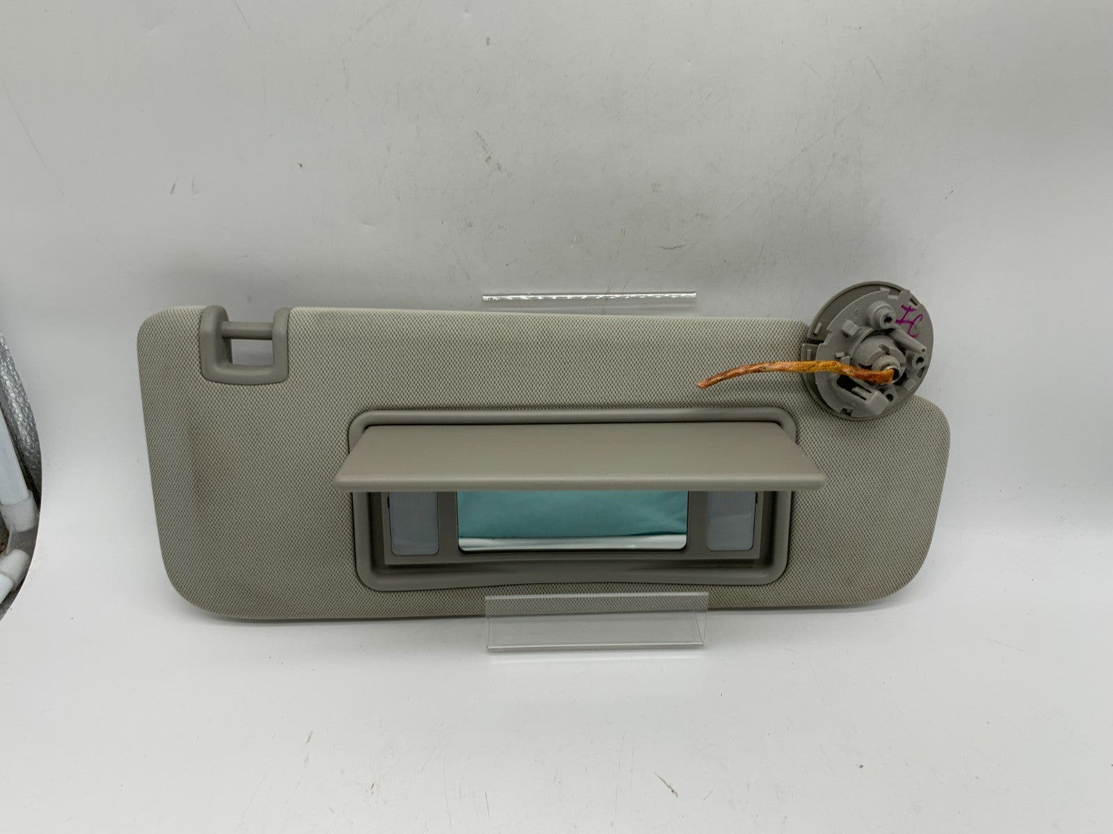 2013-2016 Chevrolet Malibu Passenger Sun Visor Gray Illuminated OEM A04B42006