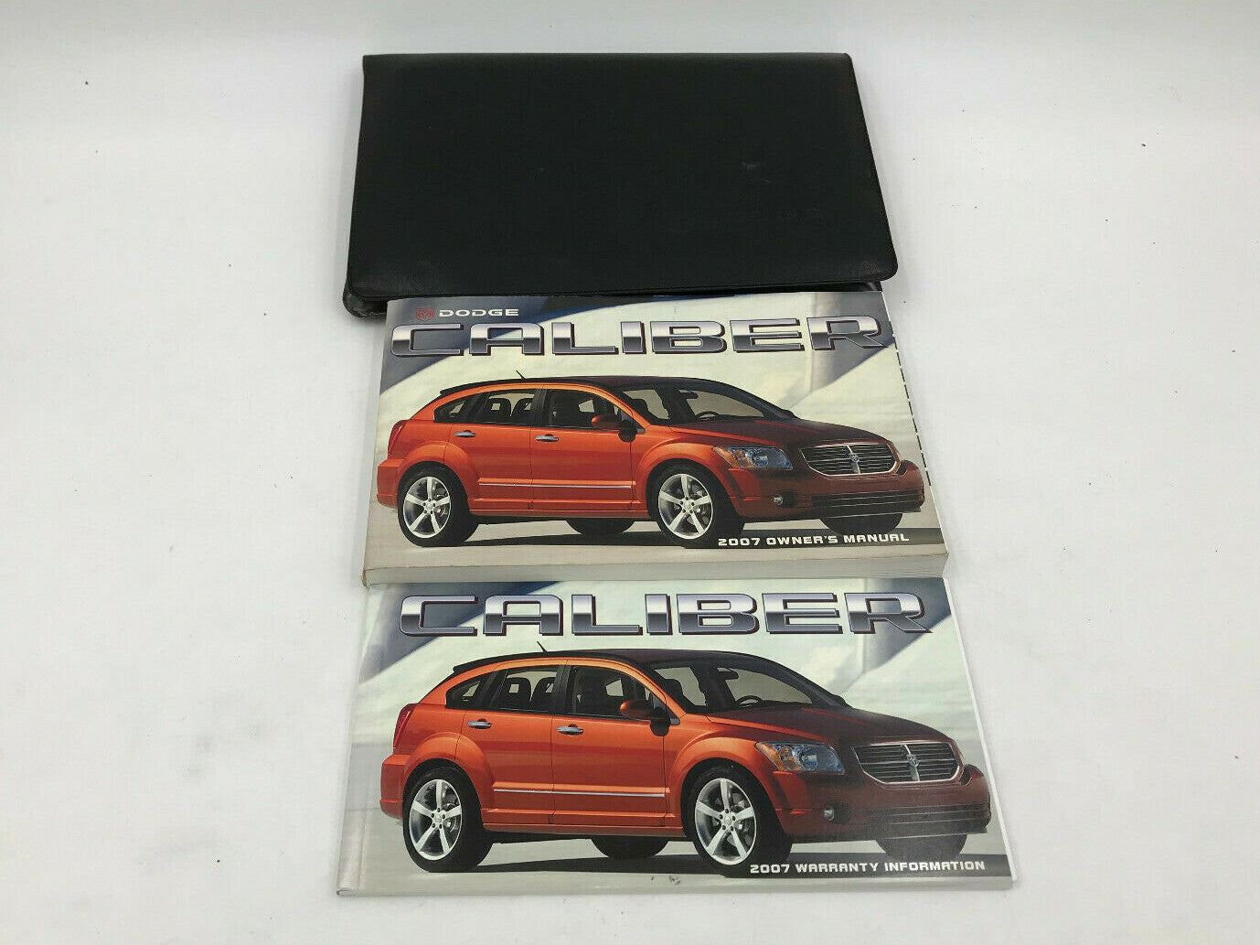 2007 Dodge Caliber Owners Manual Set with Case OEM B03B41070