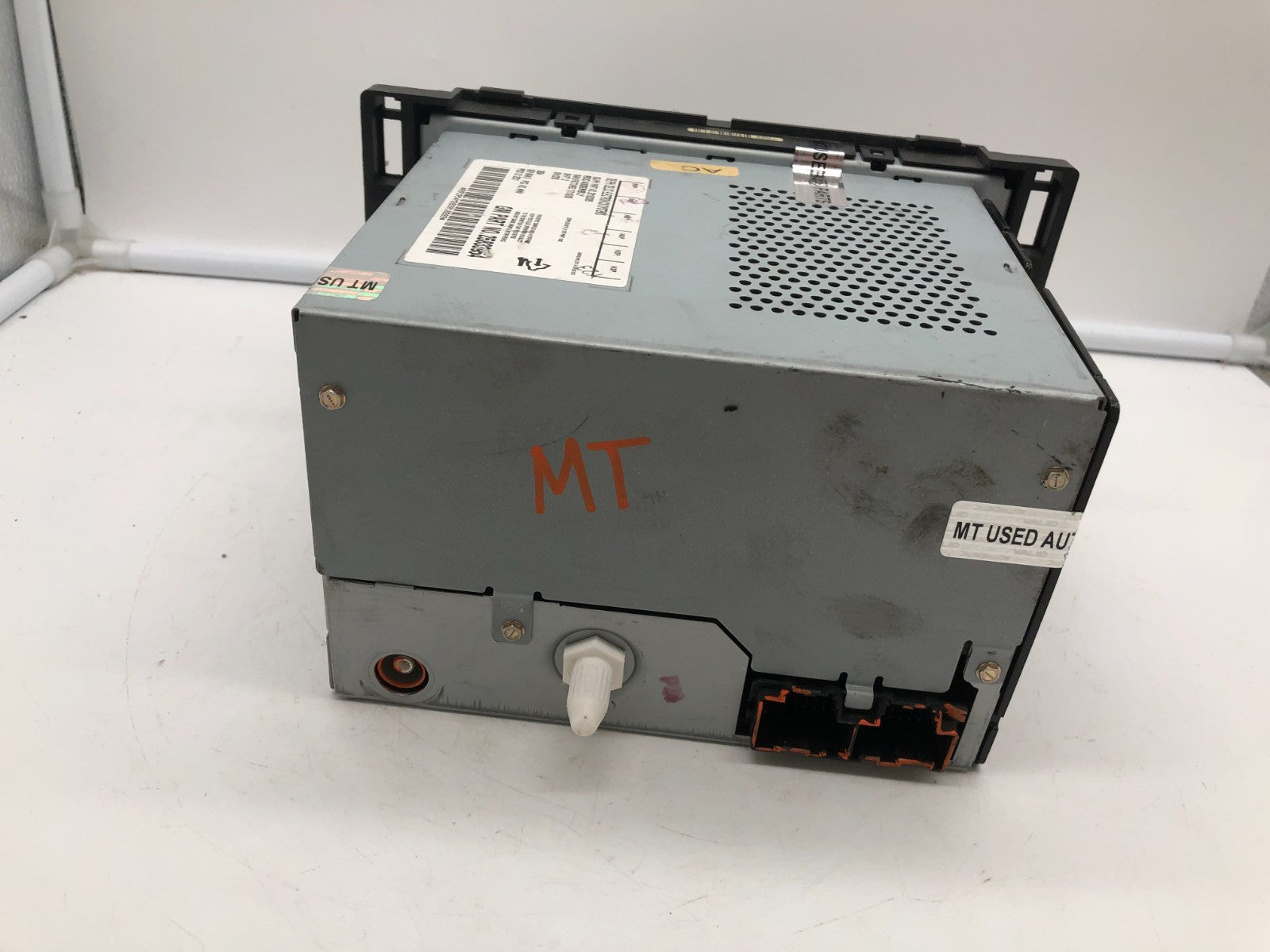 2009 Saturn Aura AM FM Radio CD Player Receiver OEM C02B51001