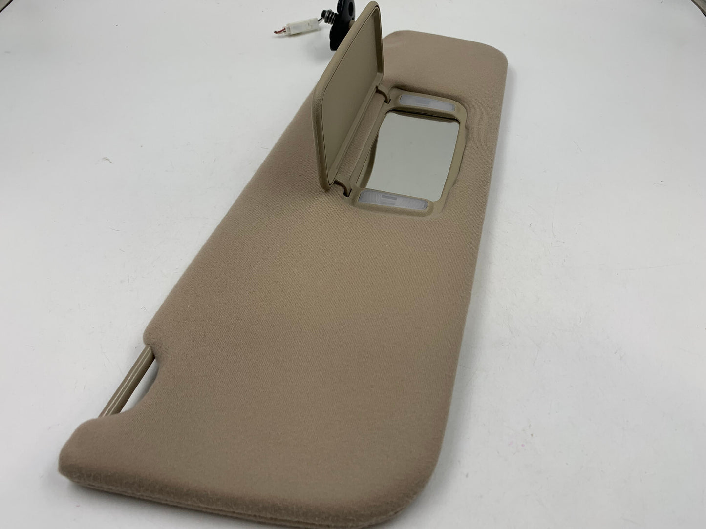 2011-2014 Toyota Sienna Passenger Sun Visor Tan Illuminated OEM C03B70006