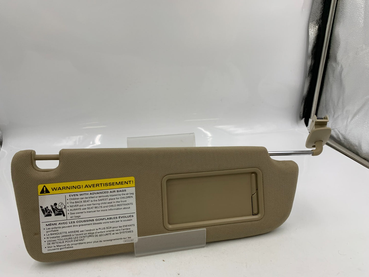 2005-2011 Audi A6 Passenger Sun Visor Brown Illuminated OEM B01B10002