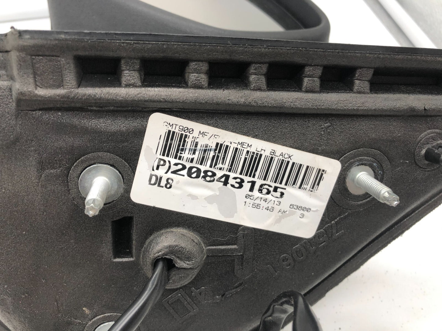 2007-2014 Chevrolet Tahoe Driver Side View Power Door Mirror Black OEM A02B22045