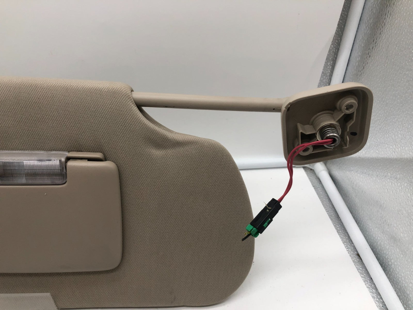2009-2012 Ford Flex Passenger Sun Visor Tan Illuminated OEM A01B20022