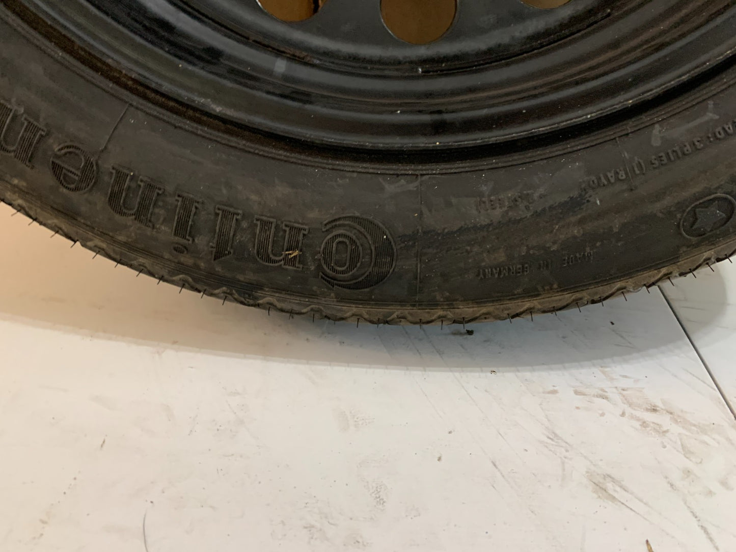 2004-2010 BMW 5 Series E60 17" Spare Tire Compact Donut T135/80R17