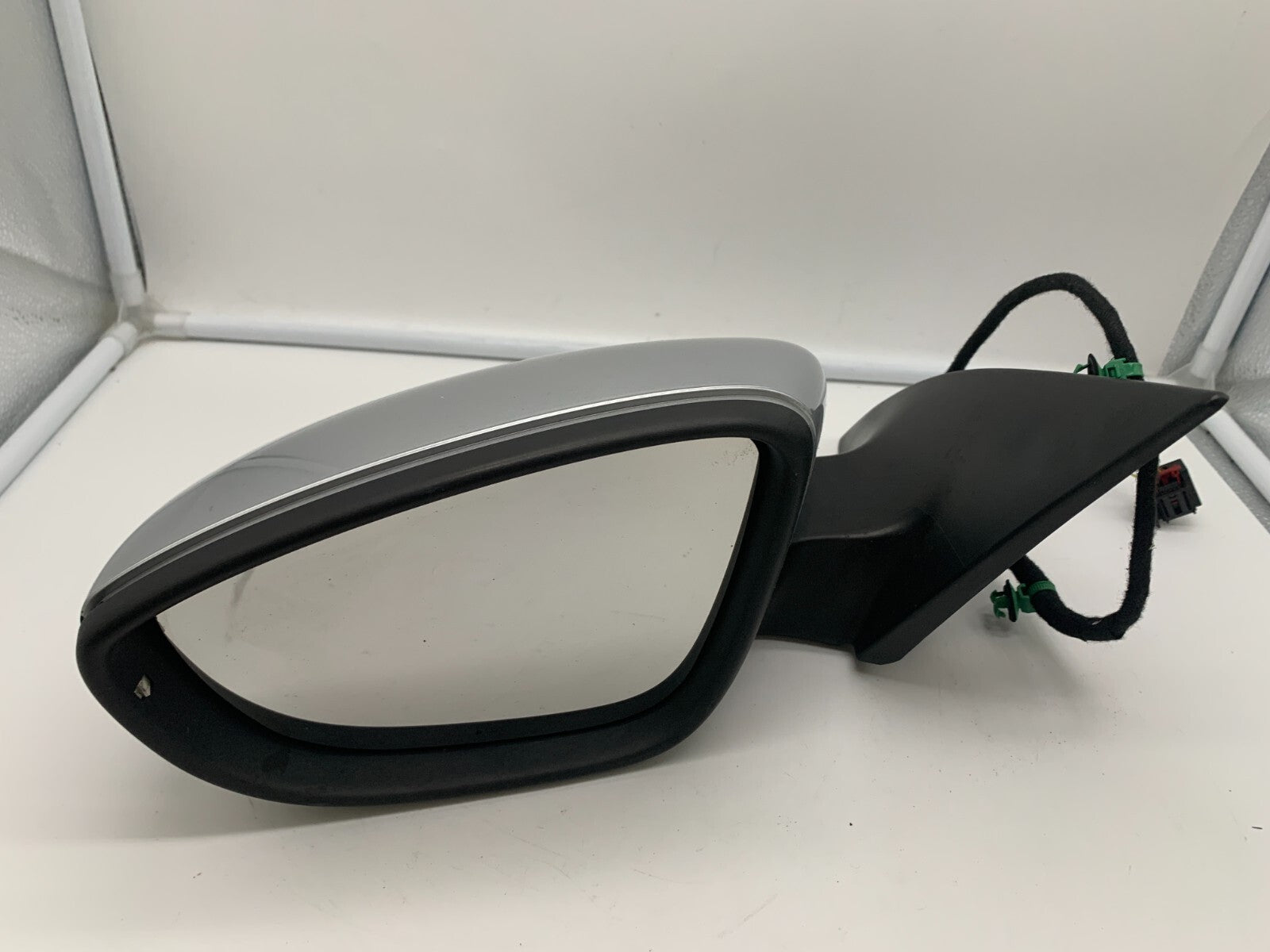 2009-2012 Volkswagen CC Driver Side View Power Door Mirror Silver OEM