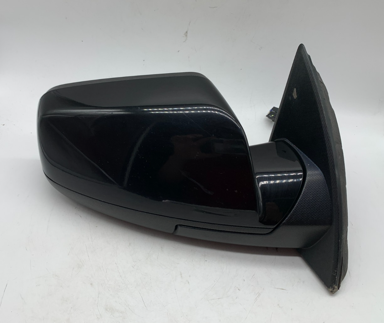 2015-2017 Chevrolet Equinox Passenger Side Power Door Mirror Black OEM B03B34001
