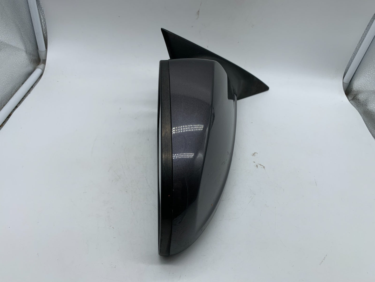 2008-2012 Chevrolet Malibu Passenger Side Power Door Mirror Gray OEM C01B23011