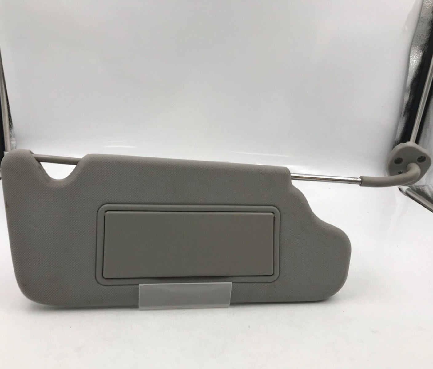 2016-2016 Chevrolet Impala Passenger Sun Visor Gray OEM D04B68006