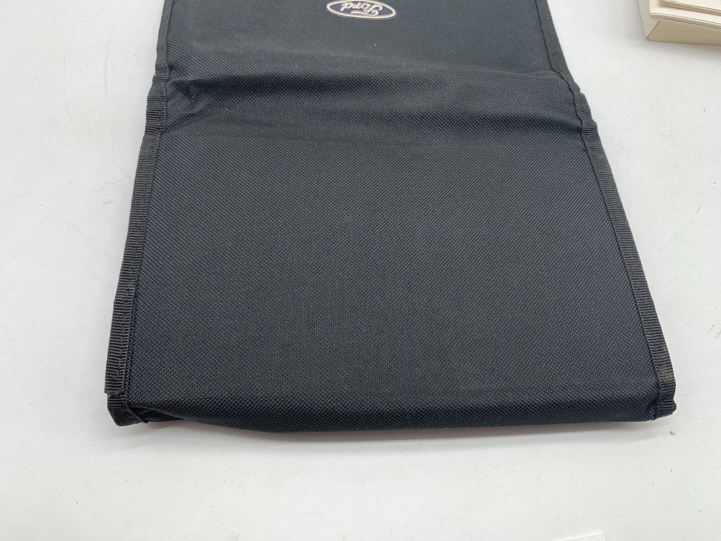 2017 Ford Focus Owners Manual Set with Case OEM D03B16012