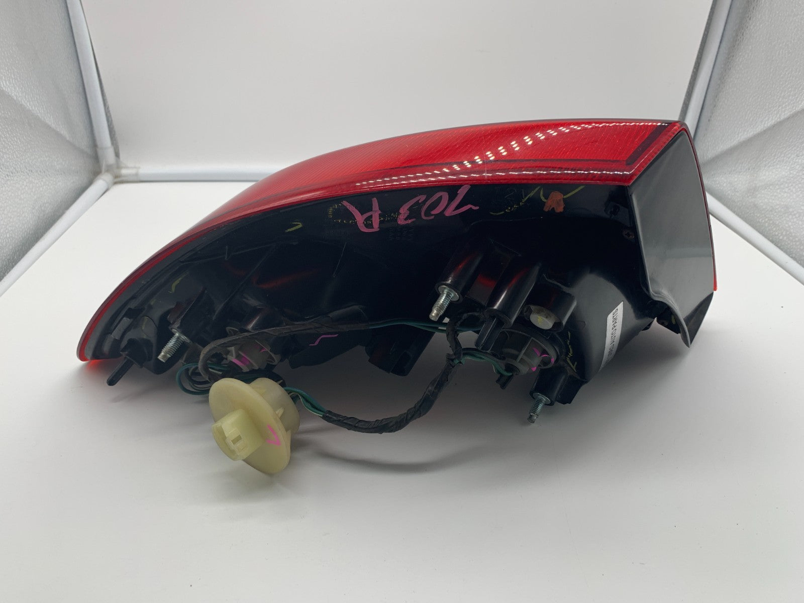 2003-2005 Dodge Stratus Coupe Passenger Side Tail Light Taillight OEM C02B48055