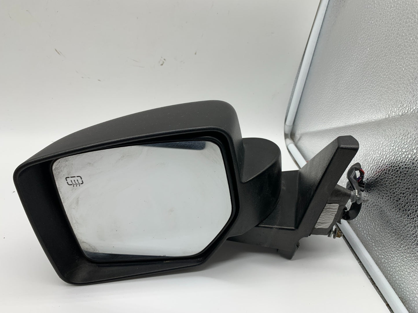 2007-2012 Jeep Patriot Driver Side View Power Door Mirror Black OEM B03B55036