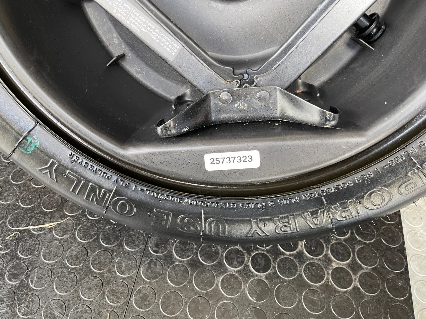 2000-2003 Cadillac Deville 16" Emergency Spare Tire Compact with Jack T125/70R16