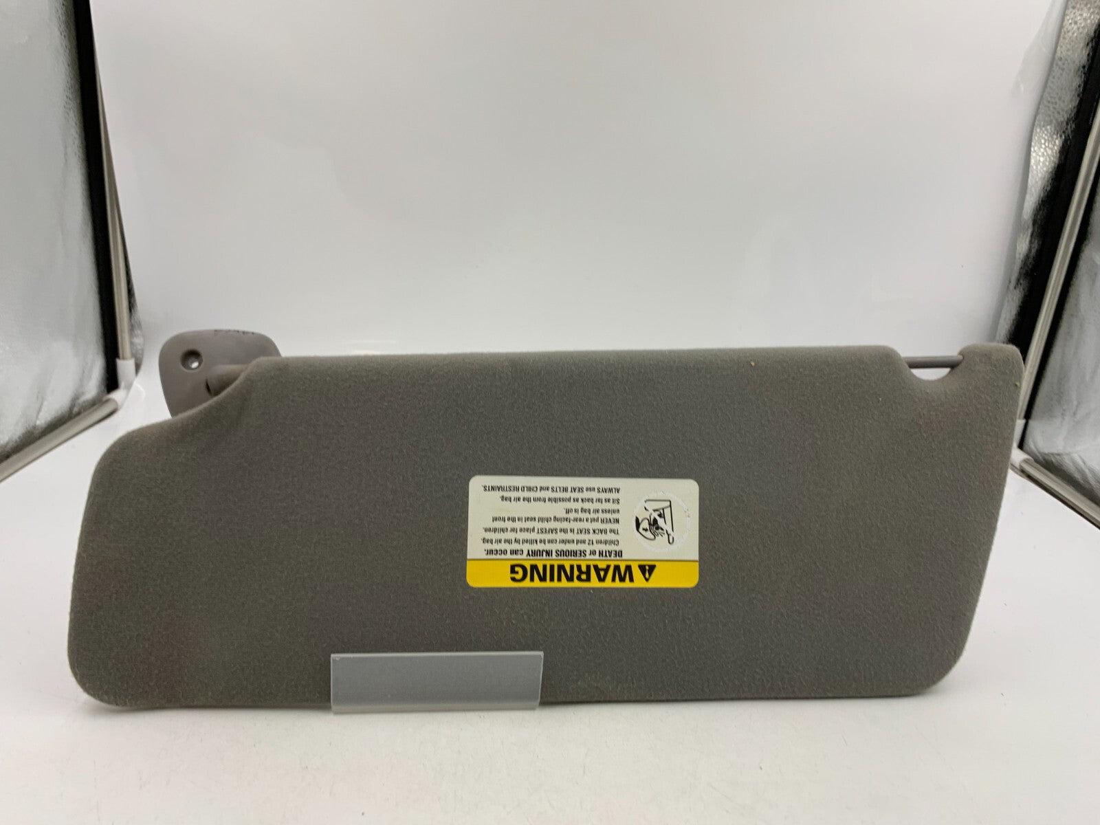 2000-2002 Ford F-150 Passenger Sun Visor Gray OEM E03B39064