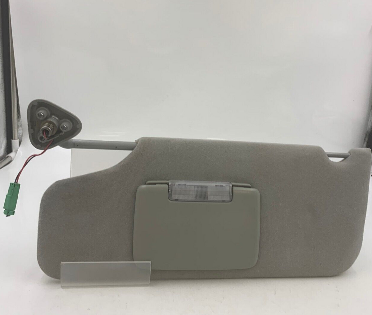 2005-2007 Ford Freestyle Driver Sun Visor Gray Illuminated OEM C03B02087