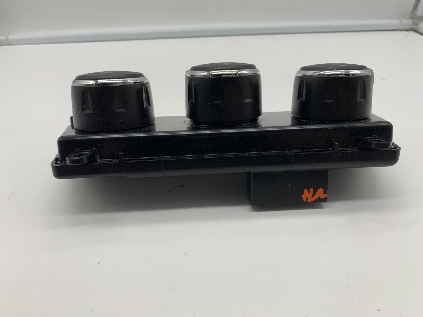 2011-2014 Chrysler 200 AC Heater Climate Control Unit OEM C03B66017