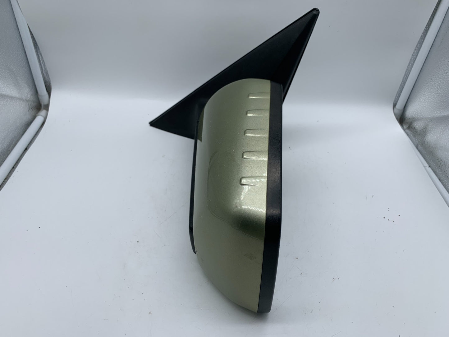 2010-2013 Kia Soul Driver Side View Manual Door Mirror Green OEM C02B07003