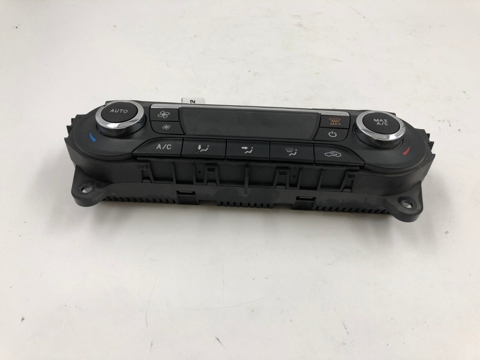 2013-2014 Ford Focus AC Heater Climate Control Unit OEM B02B09047
