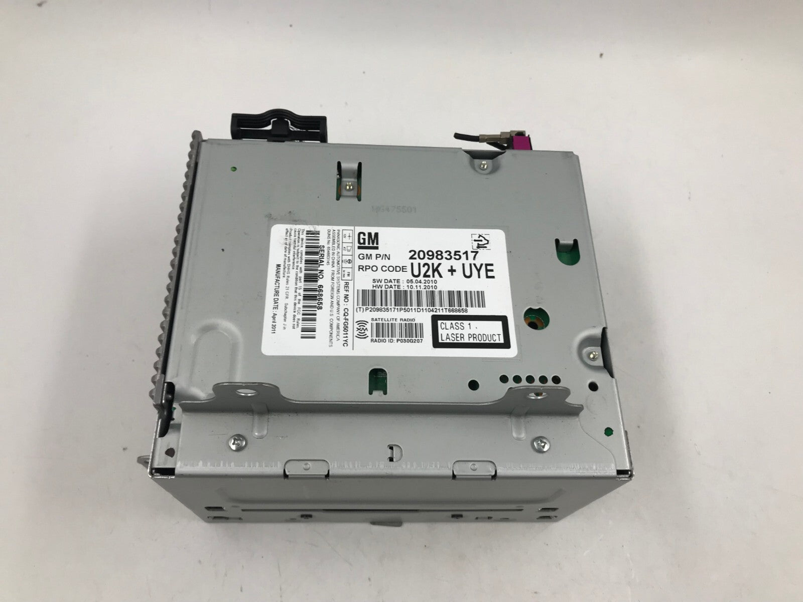 2011-2012 Chevrolet Cruze Center Console Radio AM FM CD Radio Receiver D04B30047