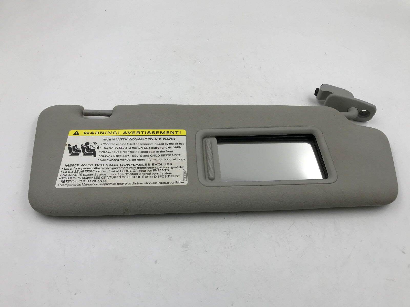 2002-2008 Audi A4 Sedan Passenger Sun Visor Gray Illuminated OEM B01B17062