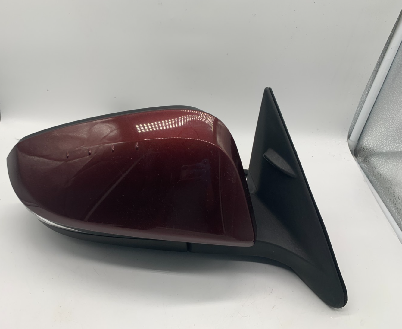 2014-2019 Toyota Highlander Passenger Side Power Door Mirror BSA OEM C01B13036