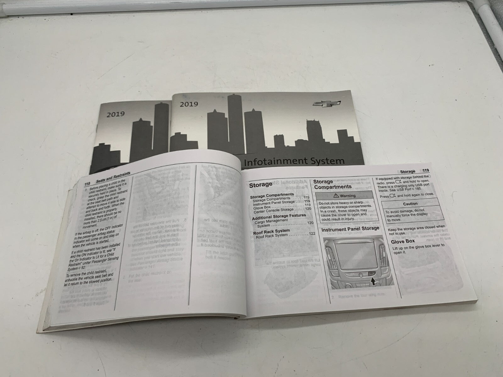 2019 Chevy Traverse Owners Manual Set OEM A01B13003