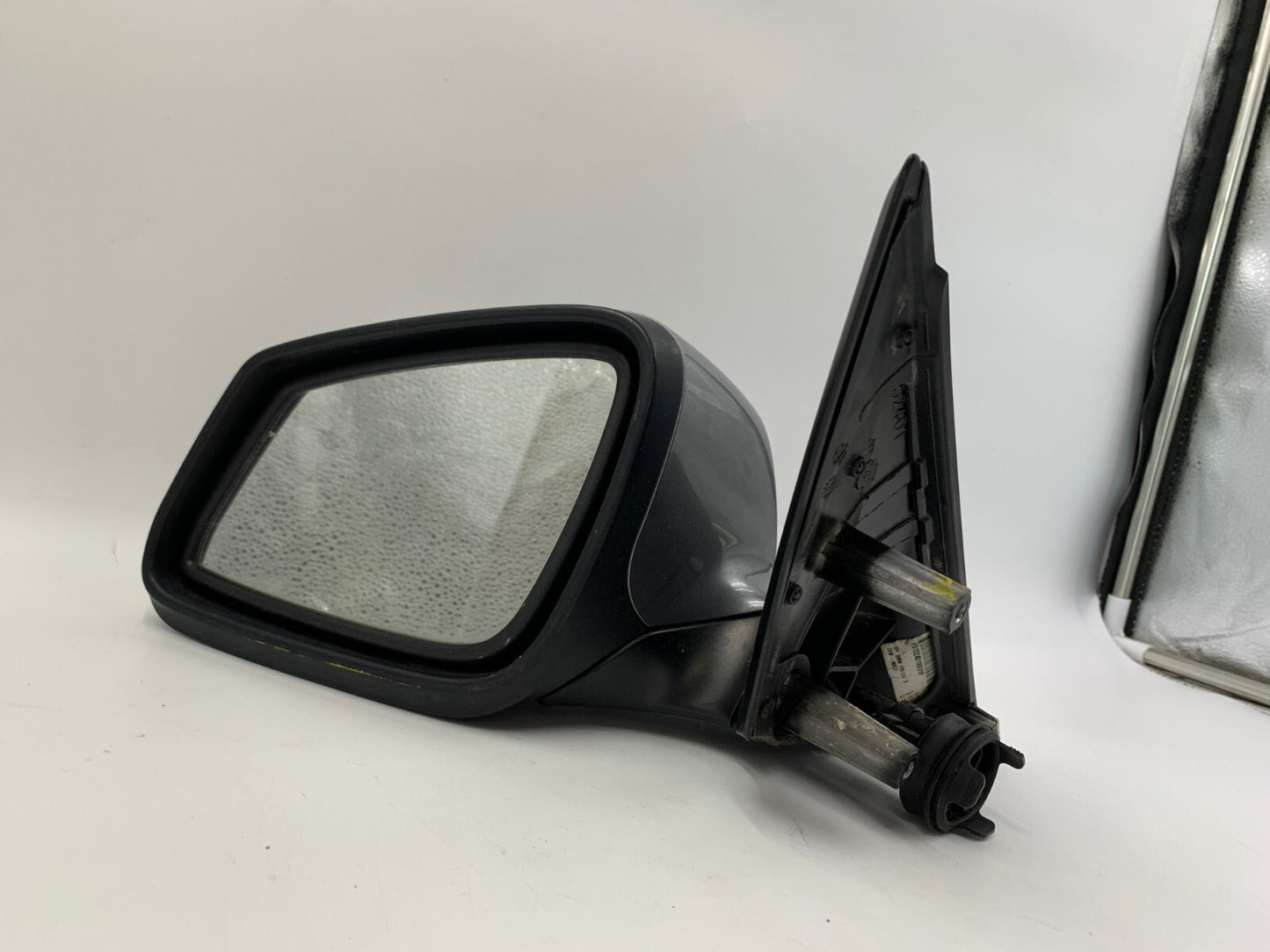 2011-2012 BMW 740i Driver Side View Power Door Mirror Gray OEM E03B40036